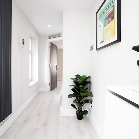 New 2 Bed Comfort - Functional - Secure - Private Cardiff Exterior photo