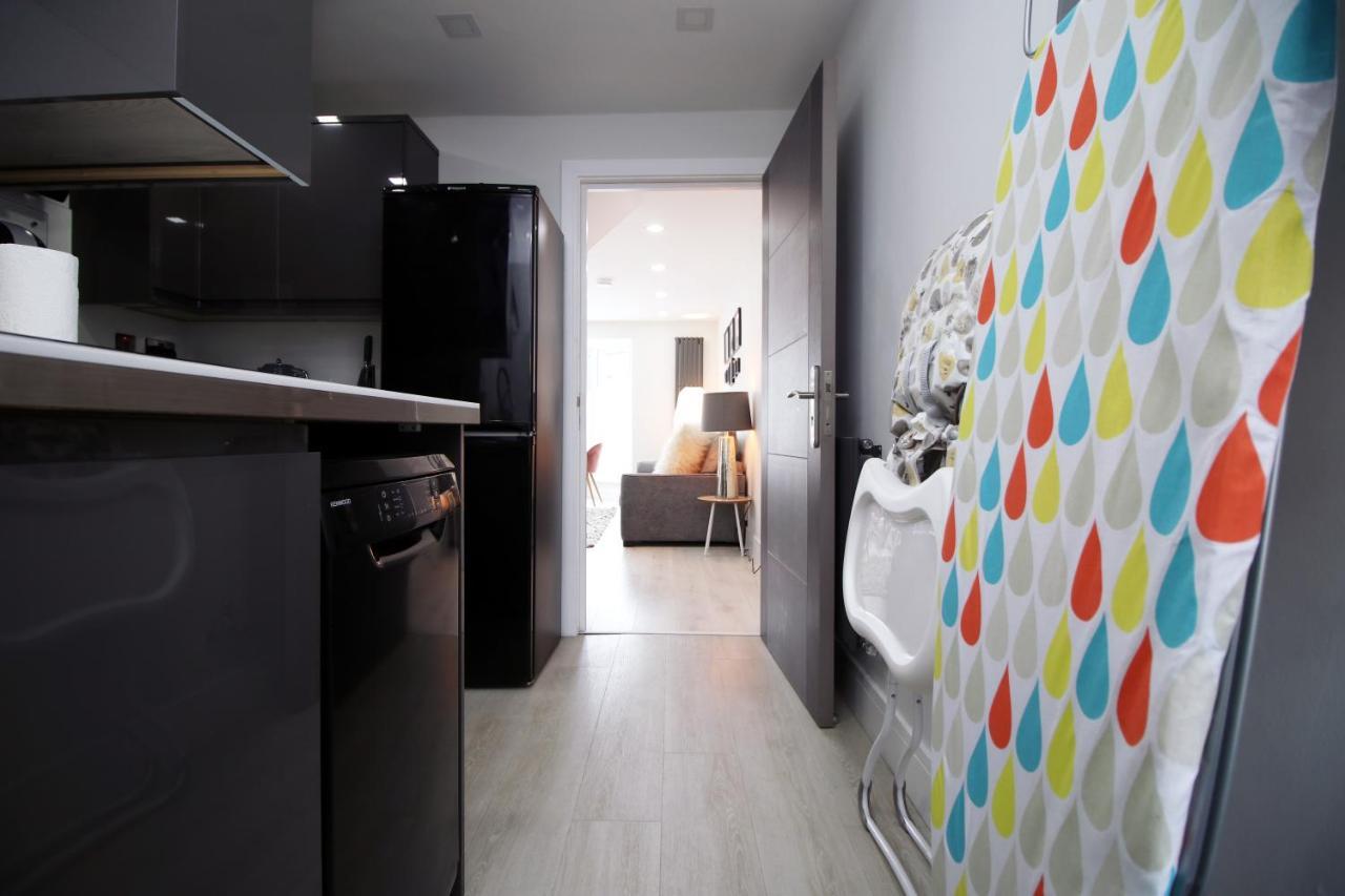 New 2 Bed Comfort - Functional - Secure - Private Cardiff Exterior photo