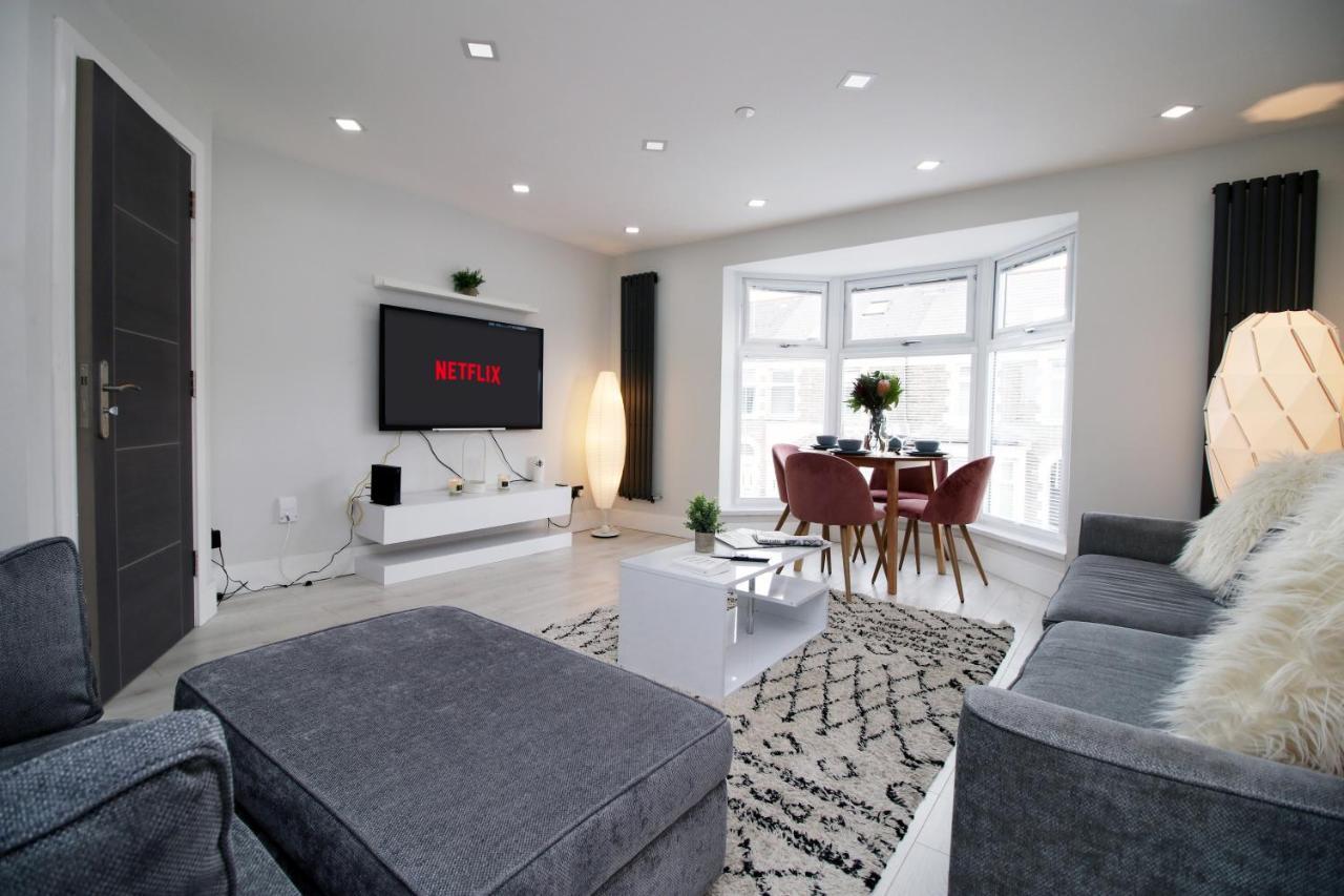 New 2 Bed Comfort - Functional - Secure - Private Cardiff Exterior photo